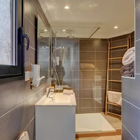 Loft Design, Forville, Centre De * קאן